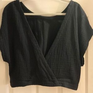 Backless loose crop top